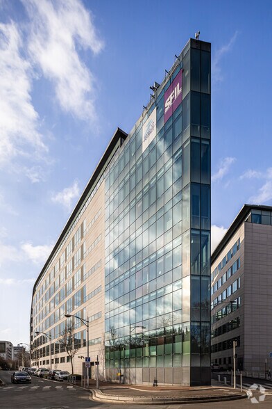 Bureau dans Issy-les-Moulineaux à louer - Photo de l’immeuble – Image 3 sur 6