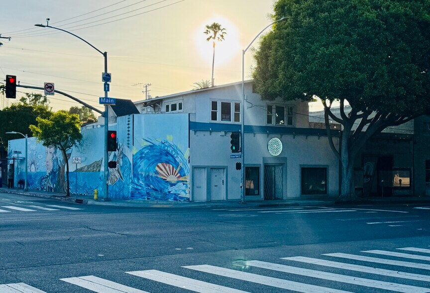 2615-2619 Main St, Santa Monica, CA à louer - Photo de l’immeuble – Image 3 sur 6