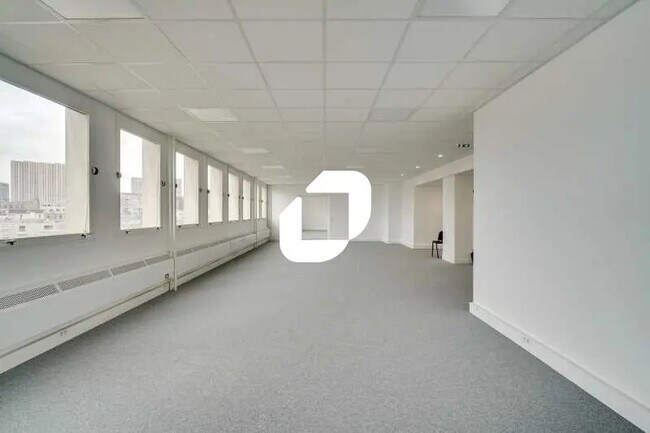 Plus de détails pour Bureau à louer