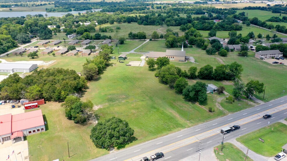 1623 & 1677 East Main Street Hwy, Madisonville, TX à vendre - Photo de l’immeuble – Image 2 sur 11