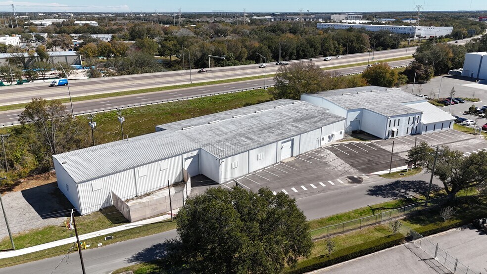 1020-1030 S 86th St, Tampa, FL à vendre - Vidéo sur l’annonce professionnelle – Image 2 sur 40