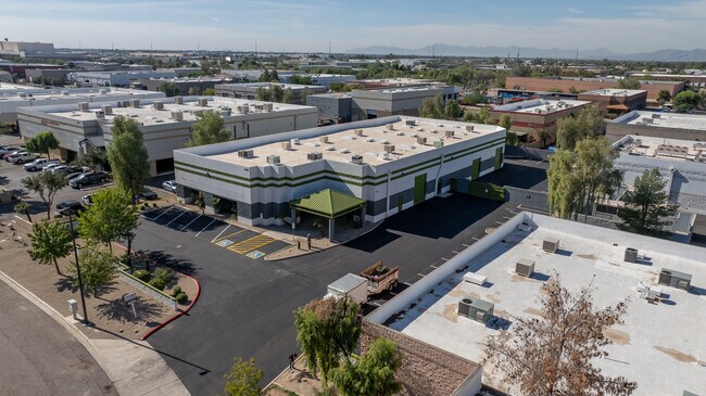 Plus de détails pour 240 N Sunway Dr, Gilbert, AZ - Industriel/Logistique à louer