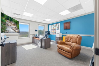7000 Hampton Ctr, Morgantown, WV à louer Photo intérieure– Image 2 sur 25