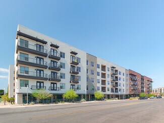 Plus de détails pour 1011 Broadway, San Antonio, TX - Local commercial à louer