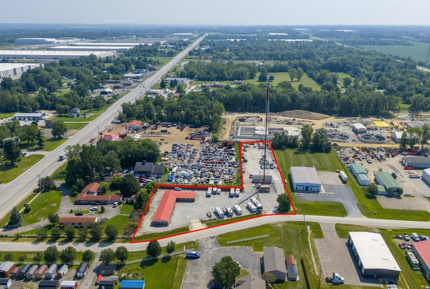 101 Humphries Dr, Reynoldsburg, OH à vendre - Aérien – Image 1 sur 10