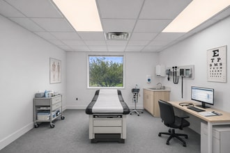 33 Flying Point Rd, Southampton, NY à louer Photo intérieure– Image 1 sur 10