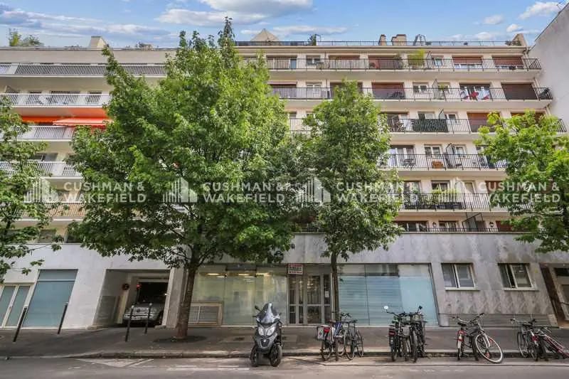 Bureau dans Paris à louer - Photo de l’immeuble – Image 2 sur 2