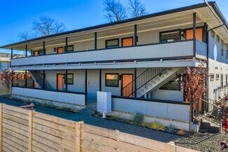 Plus de détails pour 4400 San Jacinto St, Dallas, TX - Logement à vendre