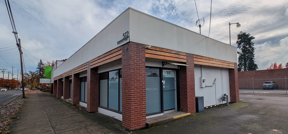 512 SE Baseline St, Hillsboro, OR à louer - Photo principale – Image 1 sur 7