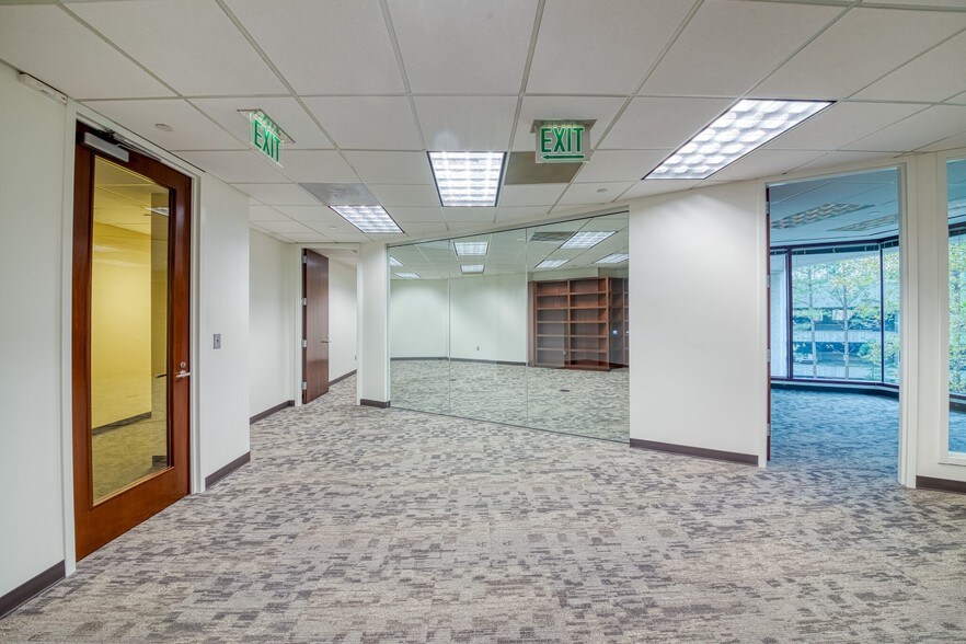 2970 Clairmont Rd NE, Atlanta, GA à louer - Photo intérieure – Image 3 sur 42