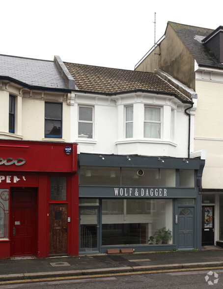 6 Blatchington Rd, Hove à vendre - Photo de l’immeuble – Image 2 sur 2