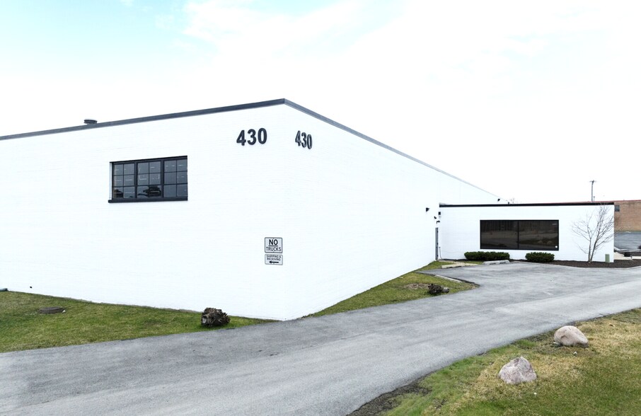 430 E Plainfield Rd, Countryside, IL à vendre - Photo de l’immeuble – Image 2 sur 7