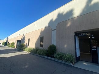 Plus de détails pour 16517-16521 Arminta St, Van Nuys, CA - Industriel/Logistique à louer