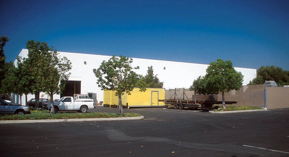 4462 Corporate Center Dr, Los Alamitos, CA à louer - Autre – Image 2 sur 7