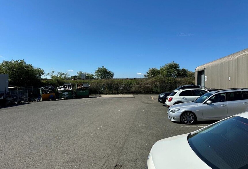 Pitreavie Way, Dunfermline à louer - Photo de l’immeuble – Image 3 sur 8