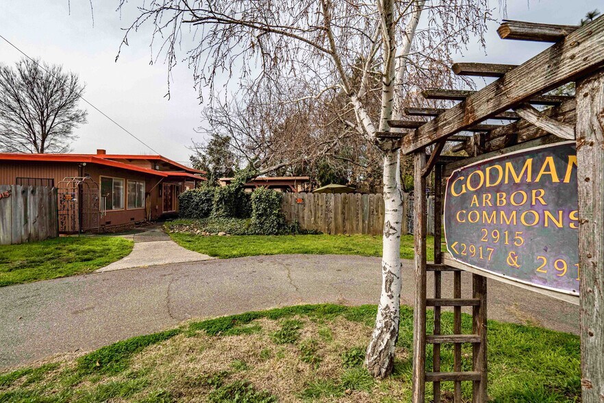 2915 Godman Ave, Chico, CA à vendre - Photo de l’immeuble – Image 3 sur 60