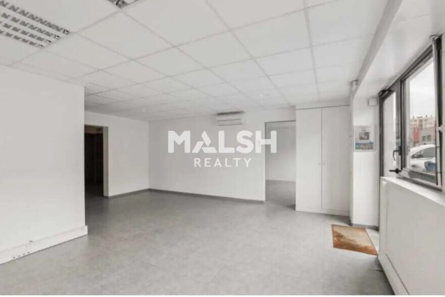 Bureau dans Villeurbanne à louer - Photo de l’immeuble – Image 2 sur 15