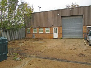 7 Diplocks Way, Hailsham à louer Photo de l’immeuble– Image 1 sur 5