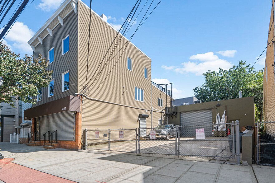 1408 New York Ave, Union City, NJ à vendre - Photo de l’immeuble – Image 1 sur 10