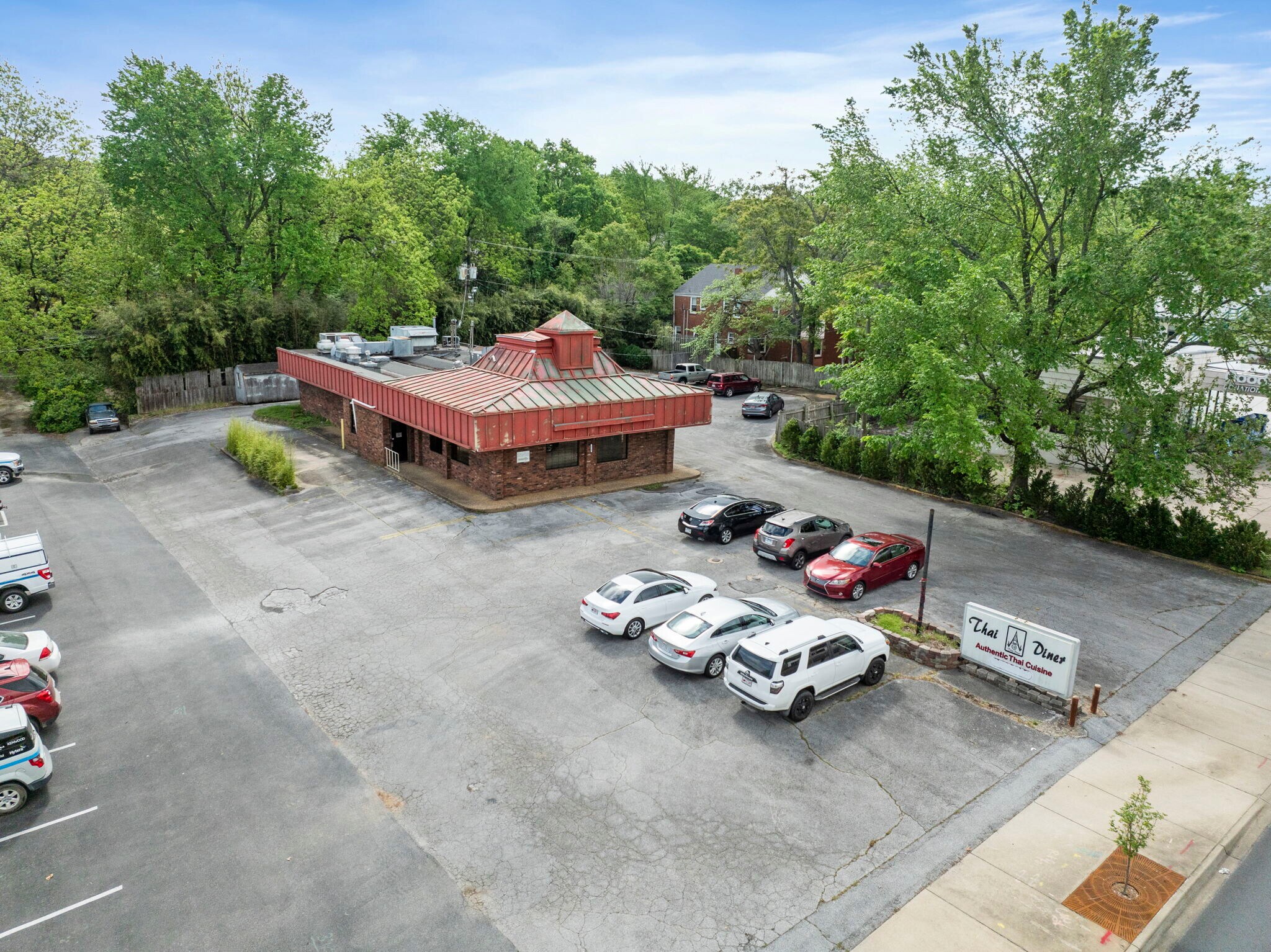 514 N College Ave, Fayetteville, AR à vendre Photo principale– Image 1 sur 26