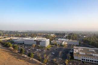 Plus de détails pour 8511 Fallbrook Ave, West Hills, CA - Bureau à louer