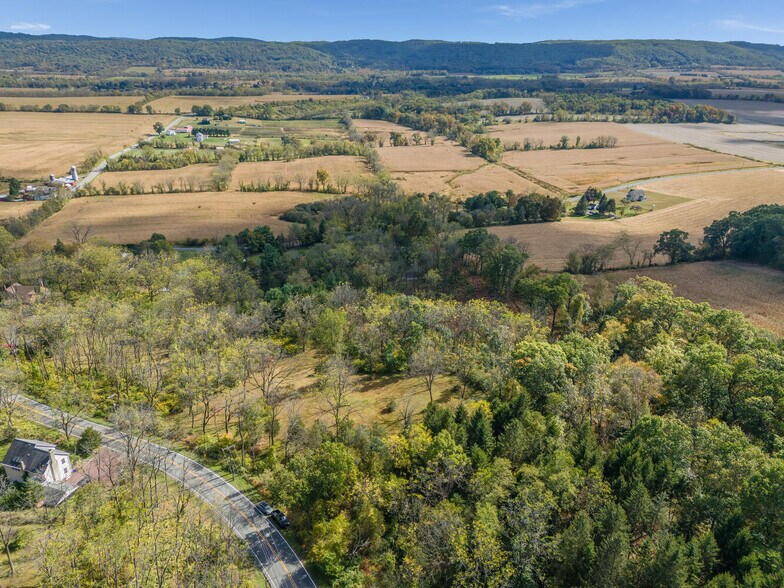 212 Asbury Broadway rd, Asbury, NJ à vendre - Photo principale – Image 2 sur 26