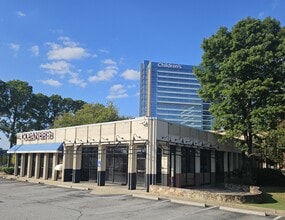 2250 N Druid Hills Rd NE, Atlanta, GA à louer Photo intérieure– Image 1 sur 11