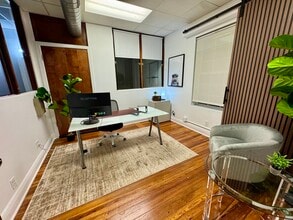 320 1st Ave N, Saint Petersburg, FL à louer Photo intérieure– Image 1 sur 9