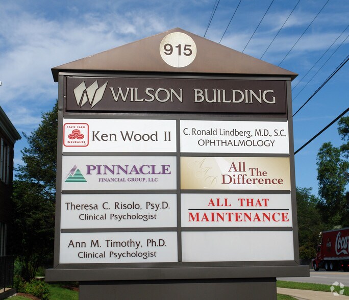 915 W 55th St, Western Springs, IL à louer - Photo de l’immeuble – Image 3 sur 4