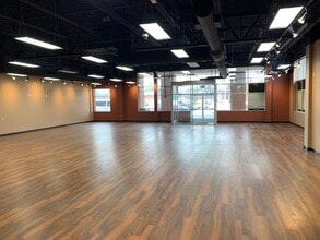 12001-12083 Perry Hwy, Wexford, PA à louer Photo intérieure– Image 1 sur 2