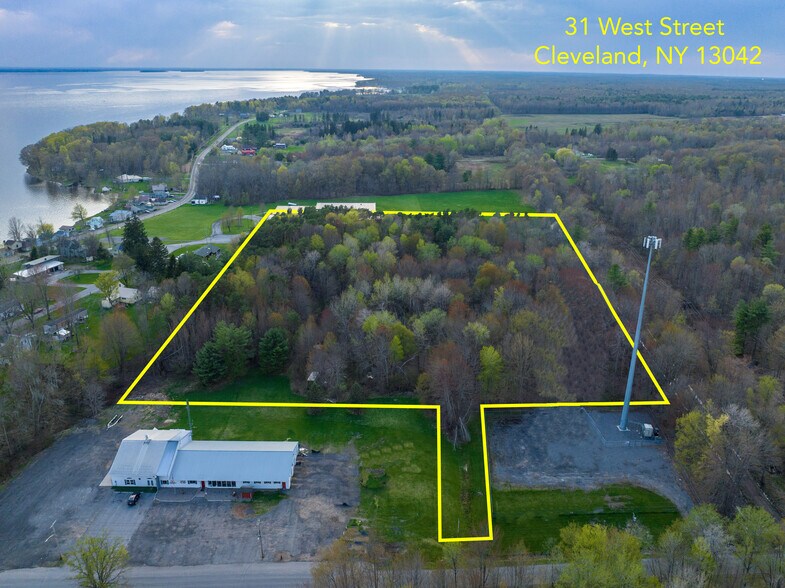 31 West St, Cleveland, NY à vendre - Photo de l’immeuble – Image 3 sur 9