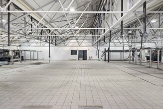 Portsmouth Rd, Surbiton à louer Photo intérieure– Image 1 sur 6