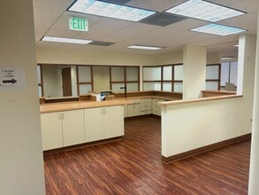 9555 N Kendall Dr, Miami, FL à louer Photo intérieure– Image 1 sur 6