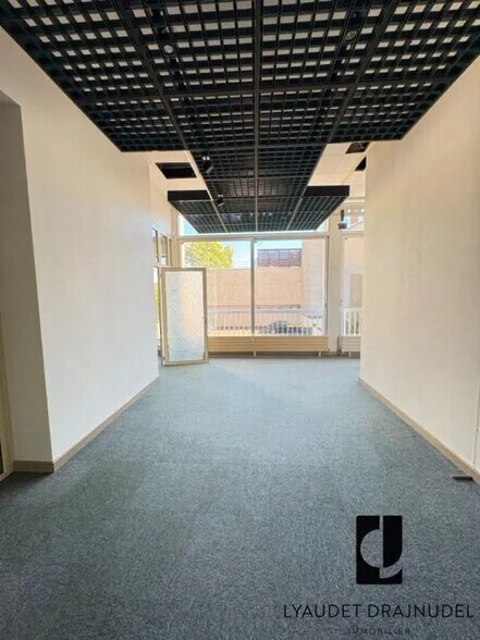 Bureau dans Roanne à vendre - Photo intérieure – Image 2 sur 6