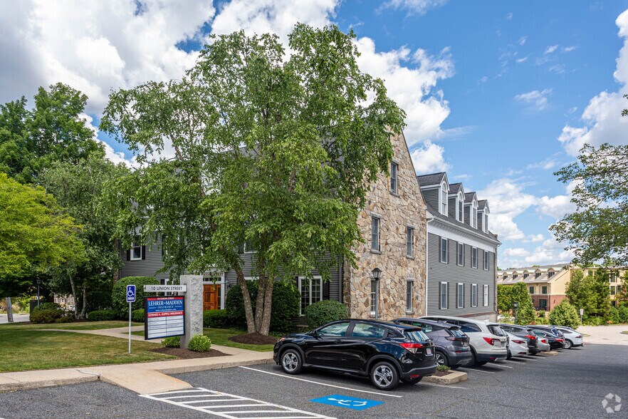 10 Union St, Natick, MA à vendre - Photo de l’immeuble – Image 2 sur 4