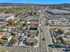 2127 Middlefield Rd, Redwood City, CA - VUE AÉRIENNE vue de carte - Image1