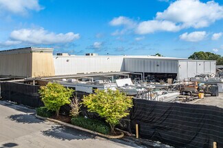 Plus de détails pour 30200 Old Dixie Hwy, Homestead, FL - Local commercial à vendre