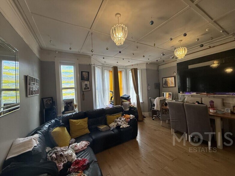 11 Guildhall St, Folkestone à vendre - Photo de l’immeuble – Image 3 sur 7