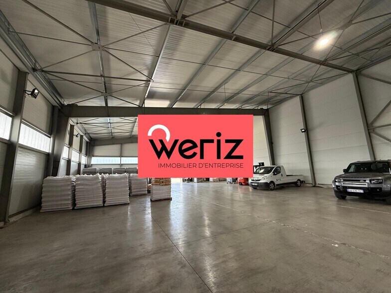 Industriel/Logistique dans Les Pennes-Mirabeau à louer - Photo de l’immeuble – Image 3 sur 8