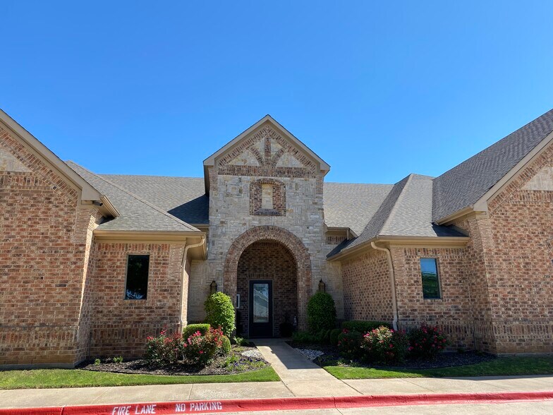 3419 Cross Timbers Rd, Flower Mound, TX à louer - Photo de l’immeuble – Image 2 sur 4