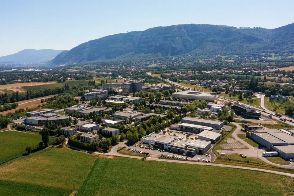 Terrain dans Archamps à vendre Aérien– Image 1 sur 2
