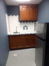 223 S Lynn Riggs Blvd, Claremore, OK à louer Photo intérieure– Image 2 sur 6