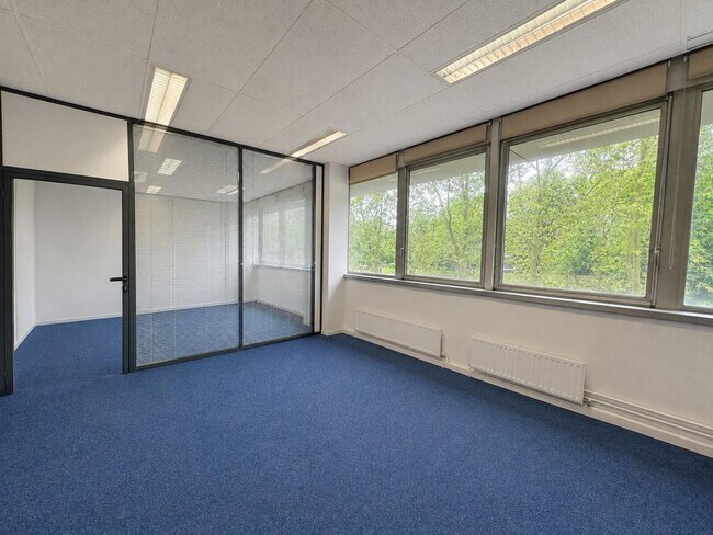 Plus de détails pour Bureau à louer