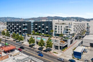 Plus de détails pour 6677 W Santa Monica Blvd, Los Angeles, CA - Local commercial à louer