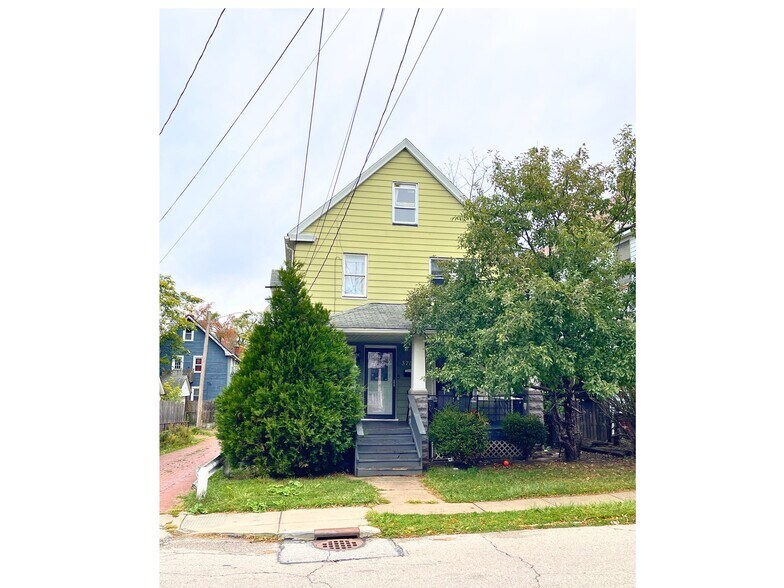 3704 Dawning Ave, Cleveland, OH à vendre - Photo principale – Image 1 sur 1