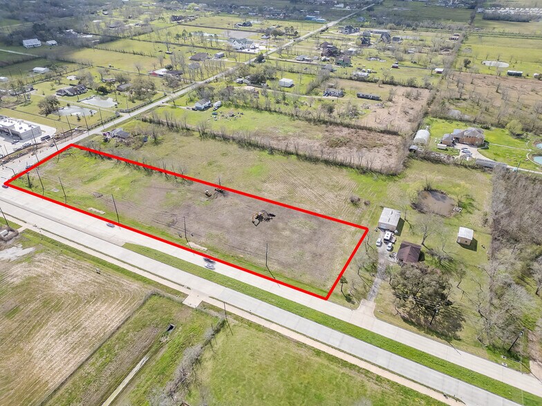 8256 Bailey Rd, Manvel, TX à louer - Photo de l’immeuble – Image 2 sur 13