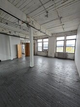 1027 Grand St, Brooklyn, NY à louer Photo intérieure– Image 1 sur 5