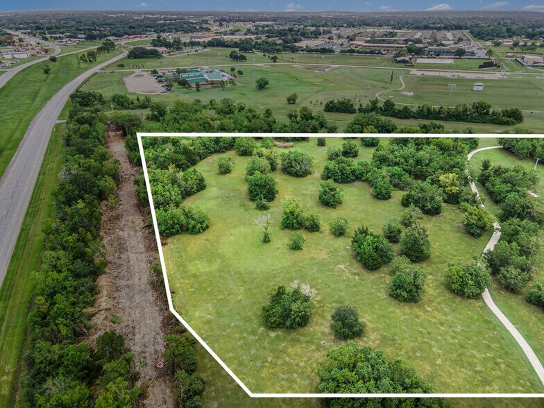 3111 TX-35 Loop, Alvin, TX à vendre - Photo de l’immeuble – Image 3 sur 5