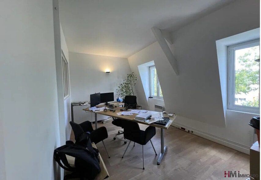 Bureau dans Rouen à louer - Photo de l’immeuble – Image 3 sur 15