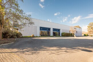 Plus de détails pour 740 Southpoint Blvd, Petaluma, CA - Industriel/Logistique à louer